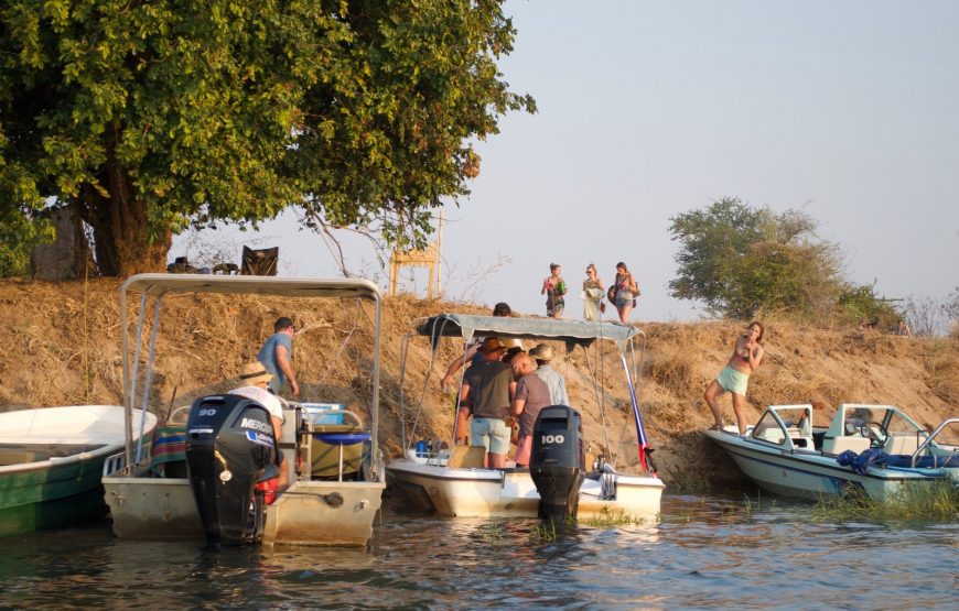 5Nights/ 6Days – Great Zambezi Canoe Safari