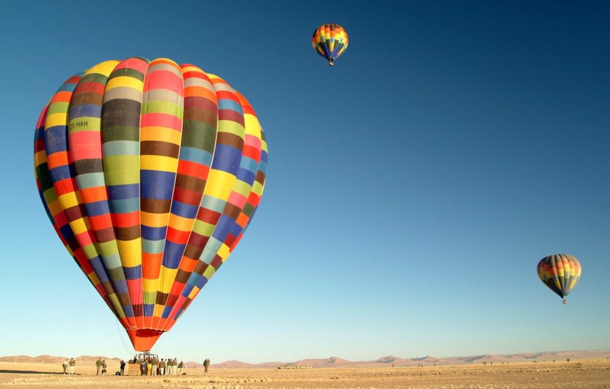 Ballooning Tour over the Desert