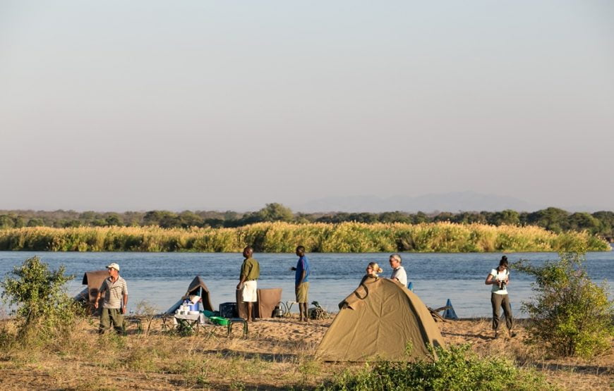 2 nights/ 3days – Zambezi Short Canoe Trail